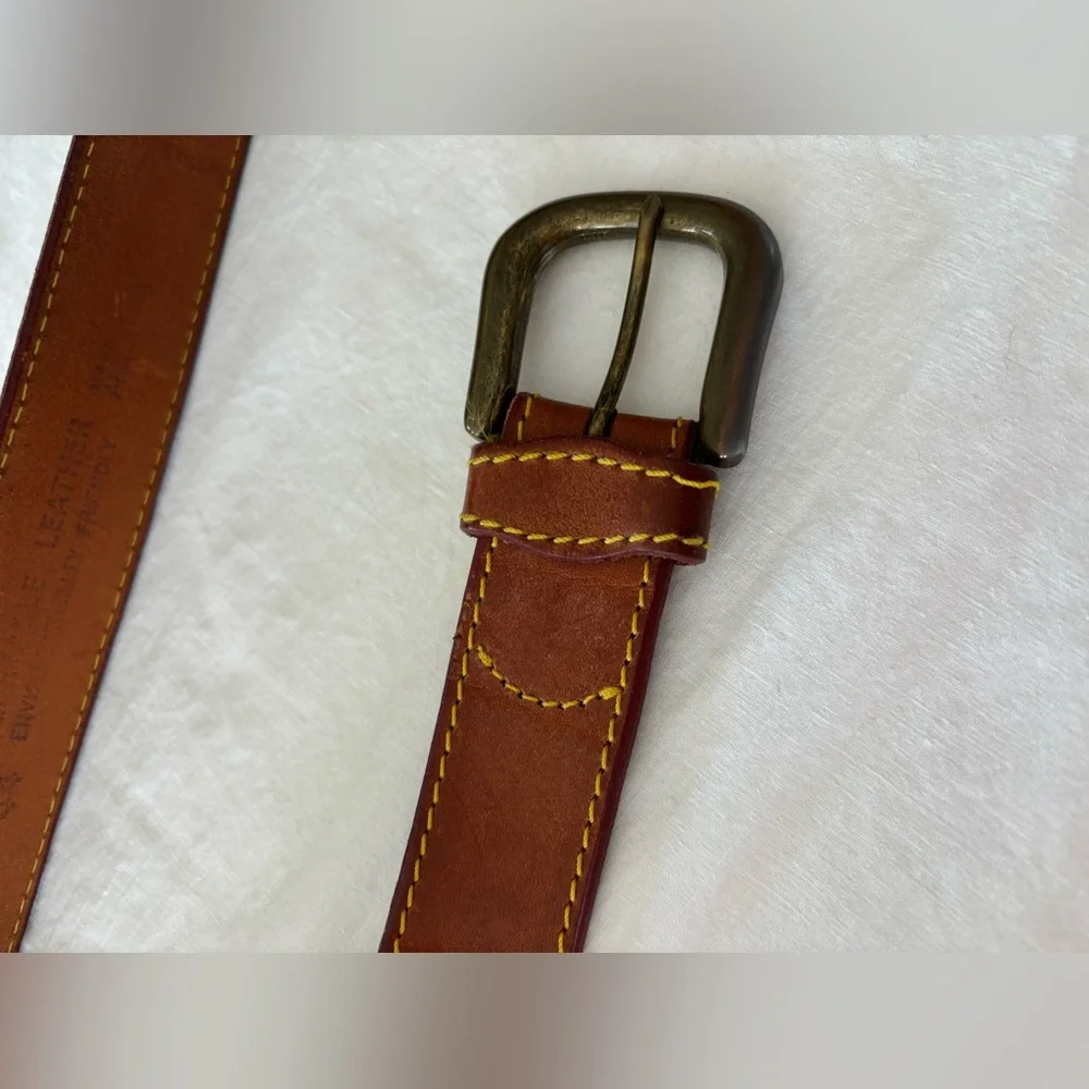 John‎ Henry leather belt in used condition size 44, 100% leather